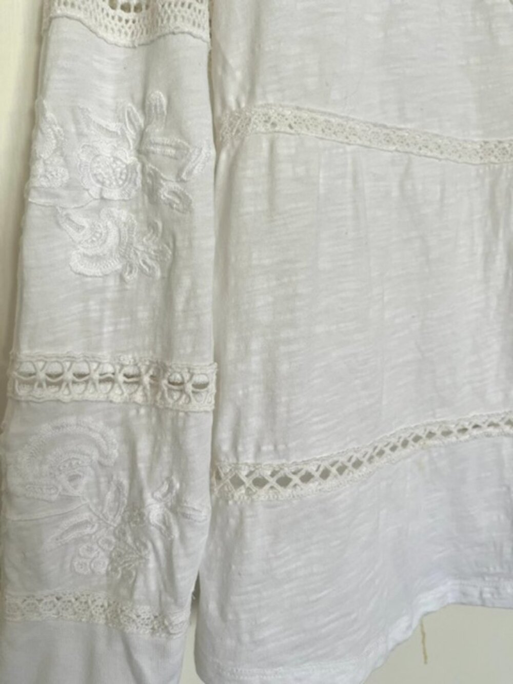 Sundance Eden's Lace White Embroidered Top | Size MP - Picture 5 of 6